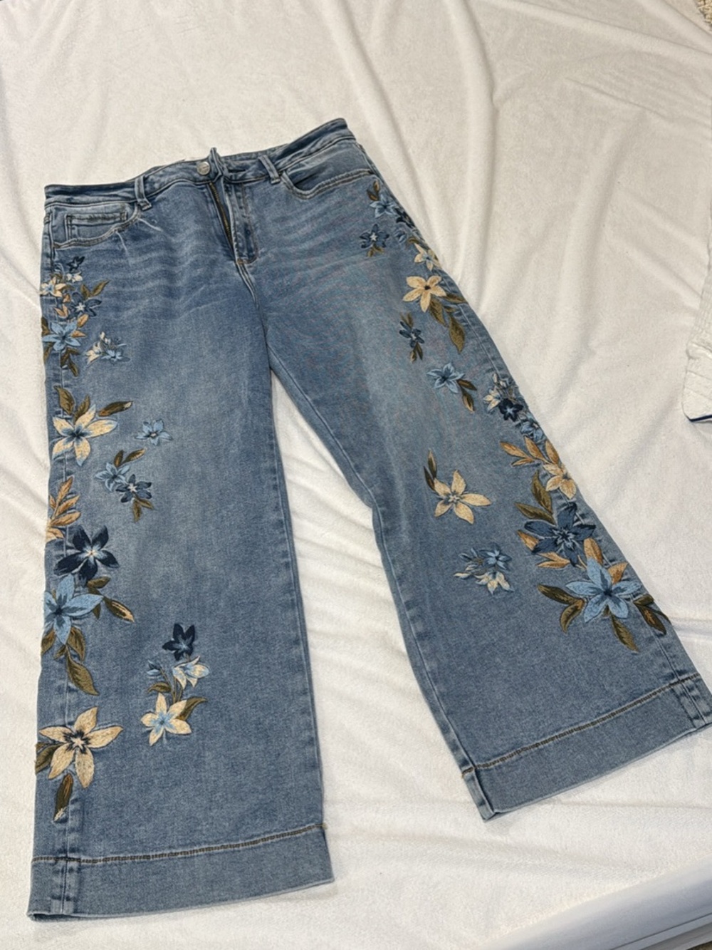 DRIFTWOOD Blue Denim Wide-Leg Jeans with Floral Embroidery